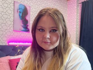 EllieRayn's MyFreeCams live cam shows Profile Image